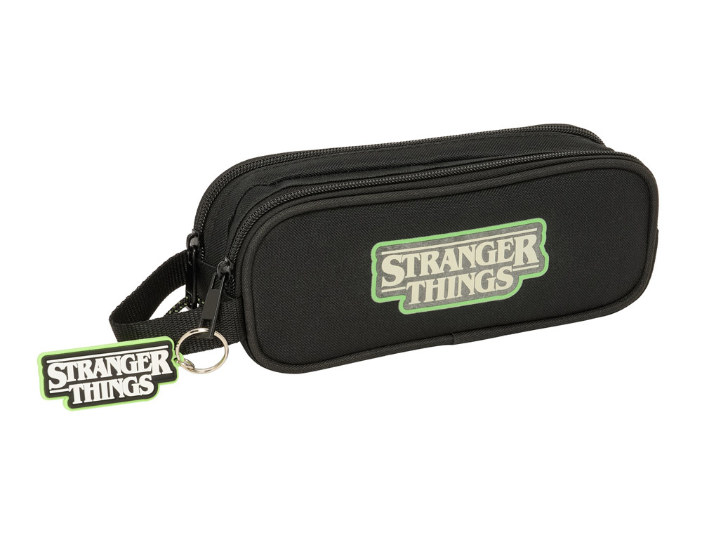 BOLSO ESCOLAR PORTATODO SAFTA DOBLE STRANGER THINGS 80X210X60 MM