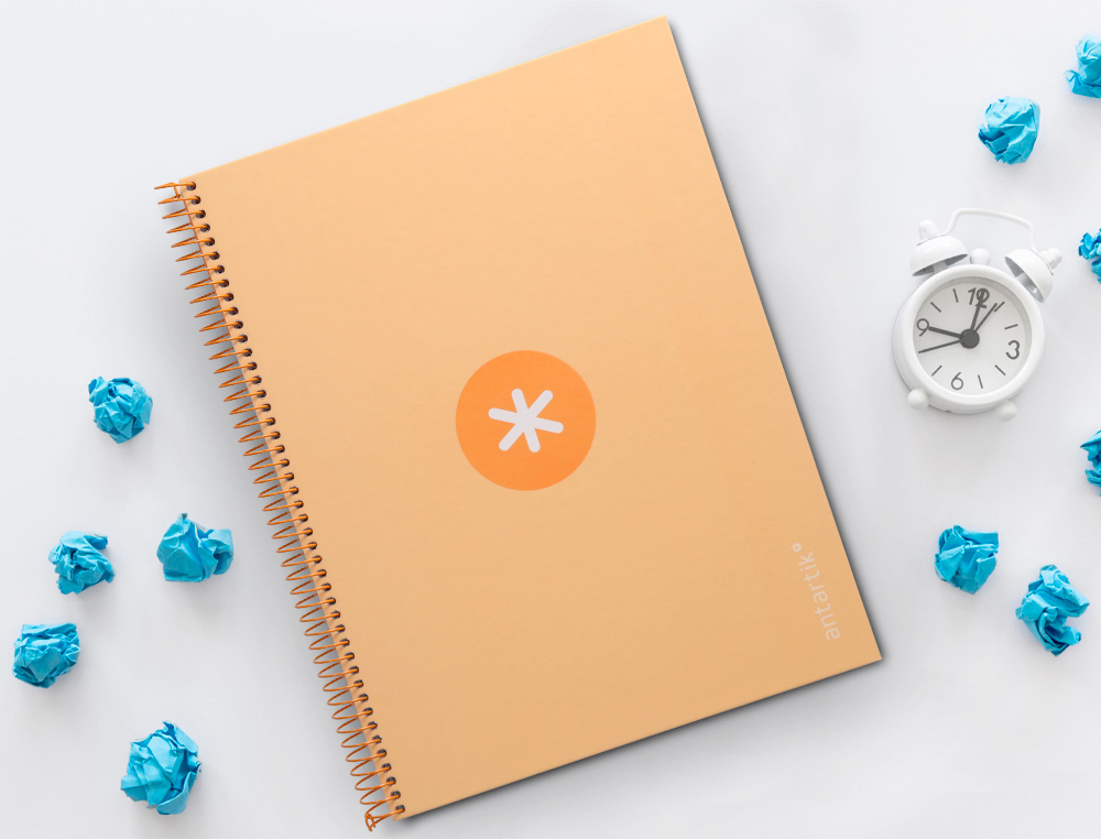 CUADERNO ESPIRAL A4 MICRO ANTARTIK TAPA FORRADA 80H 90 GR CUADRO 5MM 1 BANDA 4 TALADROS COLOR PEACH