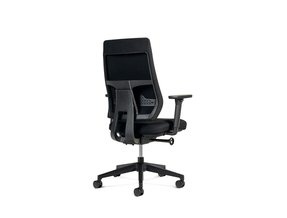 SILLA ROCADA DIRECCION BRAZOS REGULABLES BASE POLIMERO RESPALDO Y ASIENTO EN TELA IGNIFUGA AZUL 610X680X1075 MM